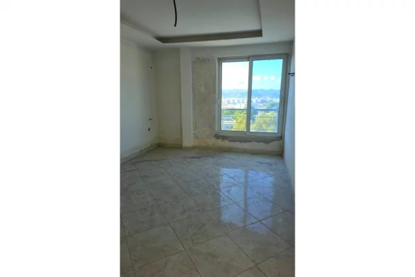 Shtepi ne shitje Apartament ne Tirane, 2+1, Mobilimi Bosh, pa mobiluar, Pagesa 137,000  Euro.