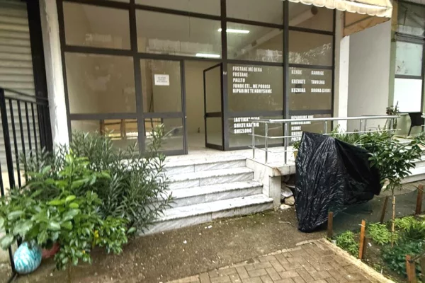 Ambient biznesi ne shitje 1+1 ne Tirane - 100,000 Euro