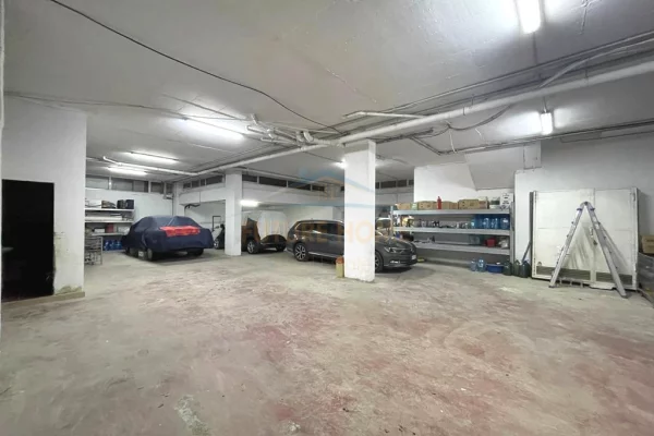 Ambient biznesi ne shitje 4+1 ne Tirane - 340,000 Euro