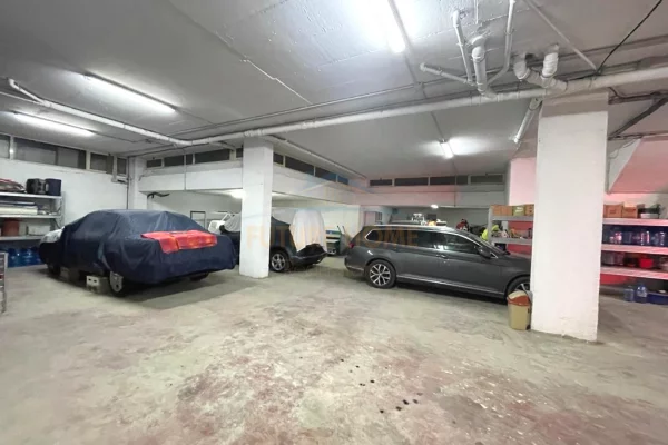 Ambient biznesi ne shitje 4+1 ne Tirane - 340,000 Euro