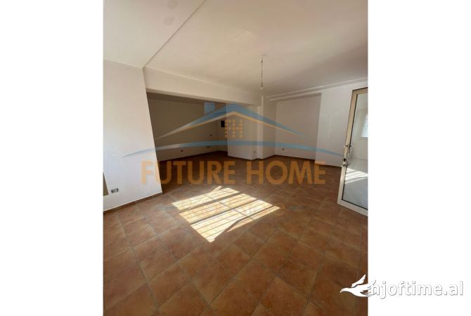 Ambient biznesi ne shitje 1+1 ne Tirane - 85,000 Euro