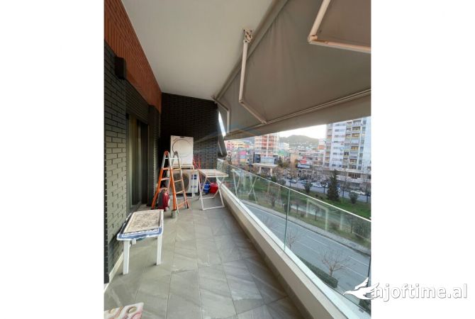 Shtepi me qera Apartament ne Tirane, 1+1, Mobilimi E mobiluar, Pagesa 800  Euro.