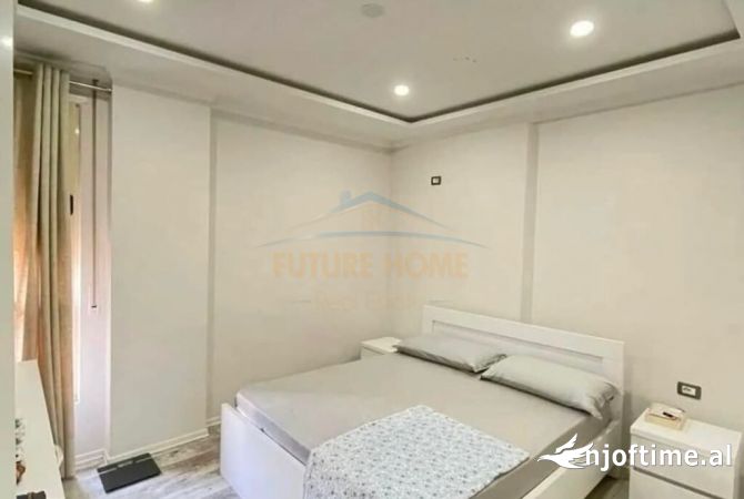 Shtepi ne shitje Apartament ne Tirane, 2+1, Mobilimi E mobiluar, Pagesa 148,000  Euro.