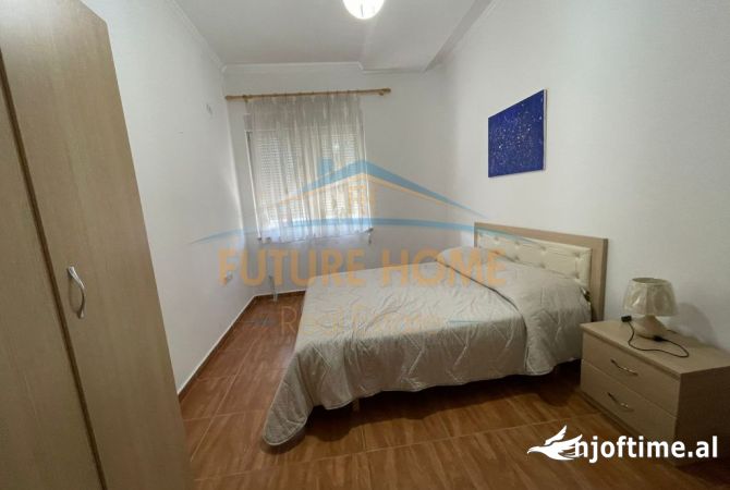 Shtepi me qera 2+1 ne Tirane - 800 Euro