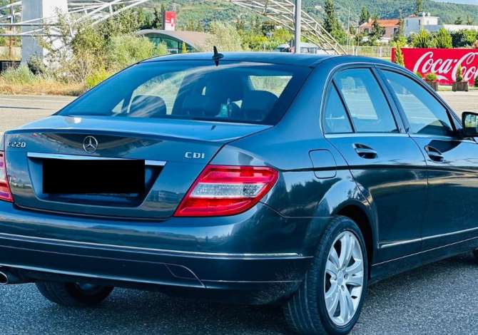 Makina me qera Mercedes Benz C Class per 45 euro Dita