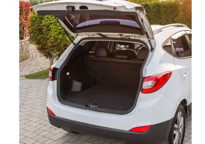 Makina me Qera Hyundai Tucson per 45 euro dita, Rinas