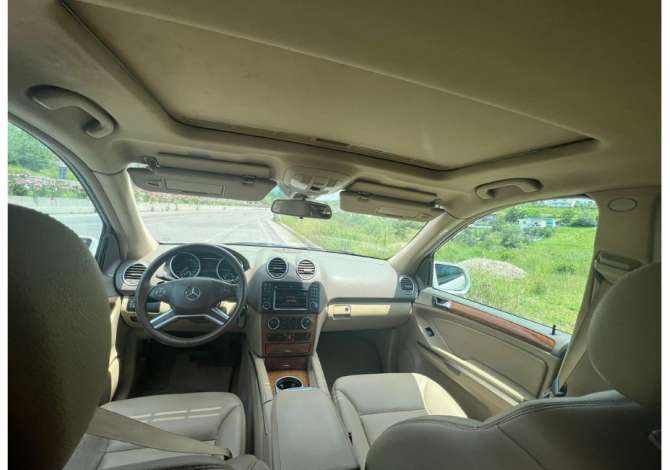 Makina me qera Mercedes Benz ML  120 Euro Dita