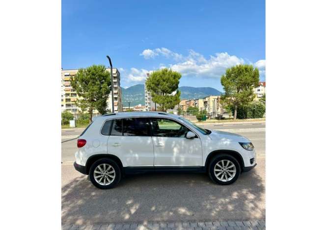 Noleggio Auto  a Tirana - 80 Euro