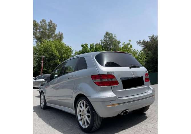 Noleggio Auto  a Tirana - 28 Euro