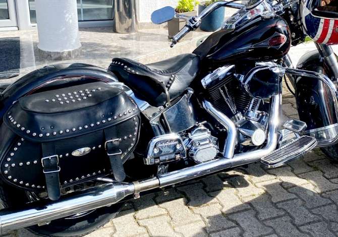 Moto e Scooter in vendita  a Valona - 15,000 Euro