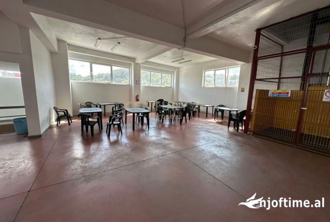 Magazine Me Qira Ne Prush, 1600 m2