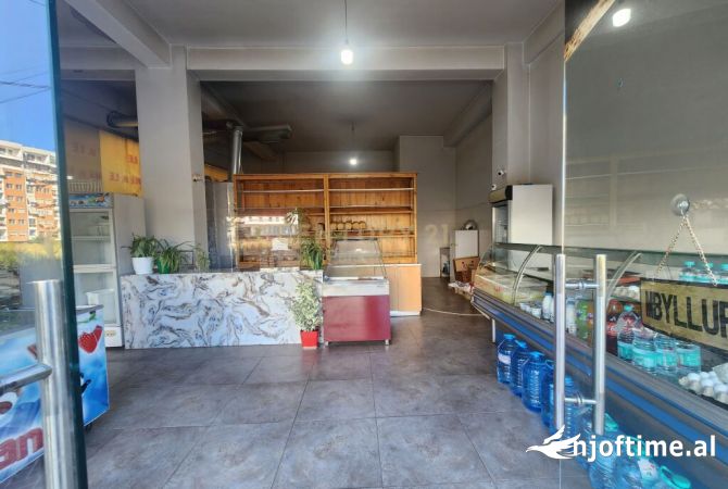 Ambient biznesi ne shitje 1+1 ne Tirane - 264,000 Euro
