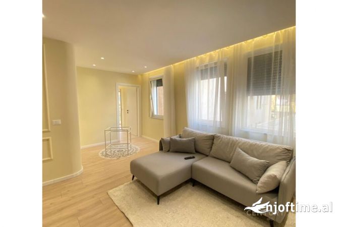 Shtepi ne shitje 1+1 ne Tirane - 120,000 Euro