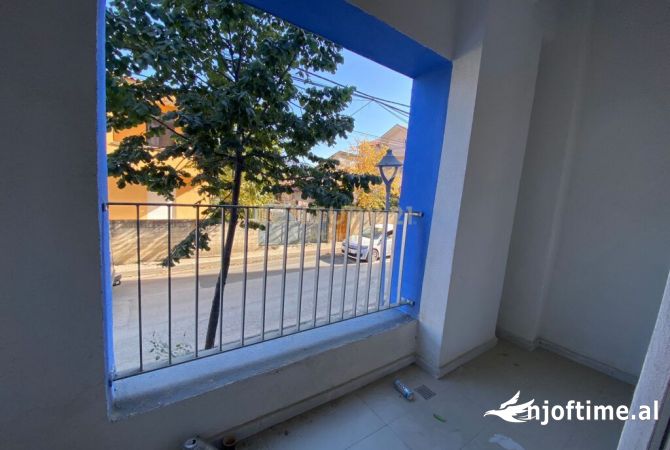 Shtepi me qera Apartament ne Tirane, 2+1, Mobilimi E mobiluar, Pagesa 450  Euro.