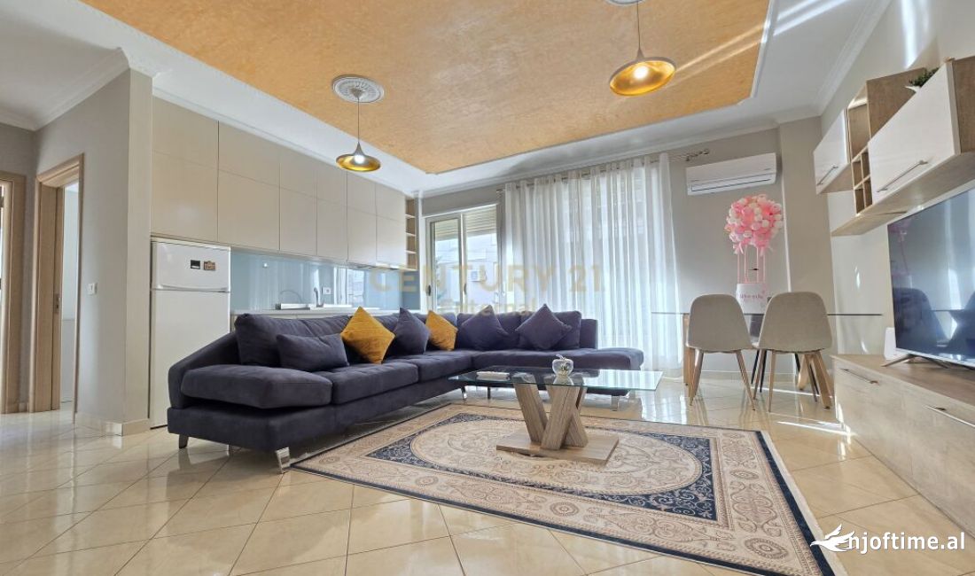 Shtepi ne shitje Apartament ne Tirane, 1+1, Mobilimi E mobiluar, Pagesa 135,000  Euro.