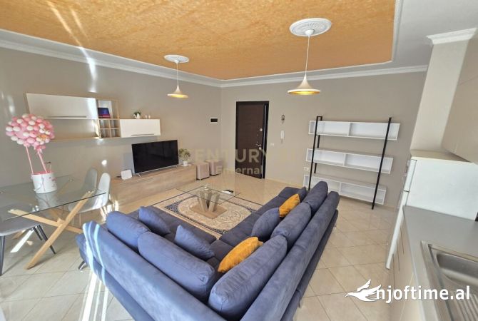 Shtepi ne shitje Apartament ne Tirane, 1+1, Mobilimi E mobiluar, Pagesa 135,000  Euro.