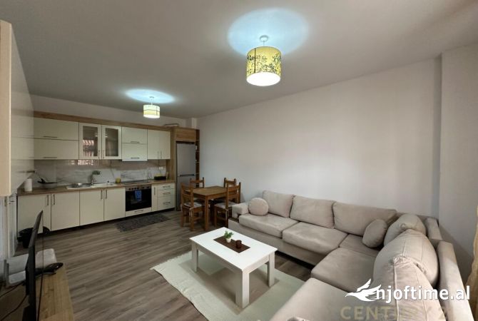 Shtepi ne shitje 1+1 ne Tirane - 105,000 Euro