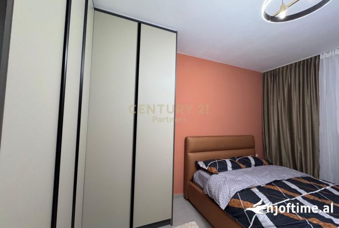 Shtepi me qera Apartament ne Tirane, 1+1, Mobilimi Pjeserisht e mobiluar, Pagesa 550  Euro.