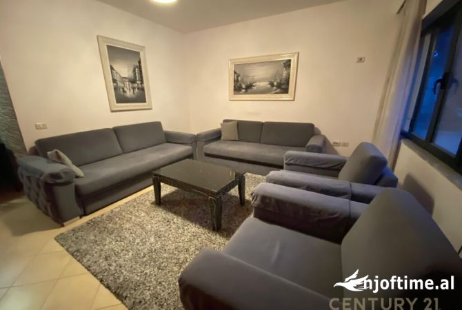 Shtepi ne shitje 1+1 ne Tirane - 120,000 Euro