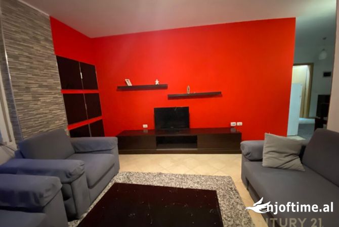 Shtepi ne shitje 1+1 ne Tirane - 120,000 Euro