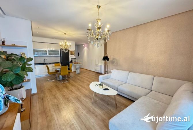 Shtepi ne shitje 2+1 ne Tirane - 240,000 Euro