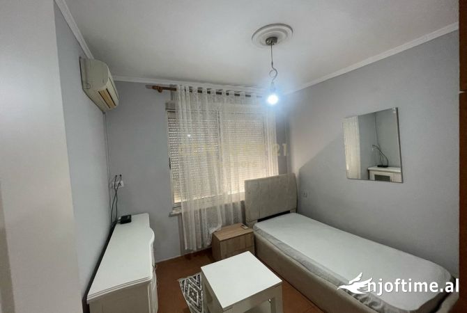 Shtepi me qera 2+1 ne Tirane - 500 Euro
