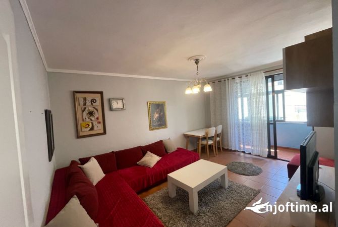 Shtepi me qera 2+1 ne Tirane - 500 Euro
