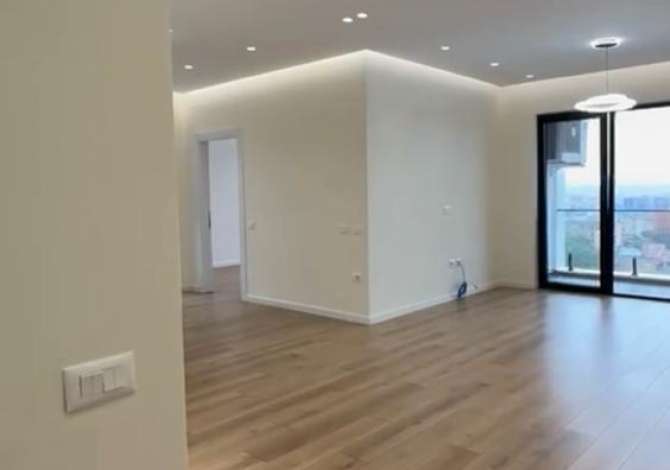 Ambient biznesi me qera 3+1 ne Tirane - 1,200 Euro