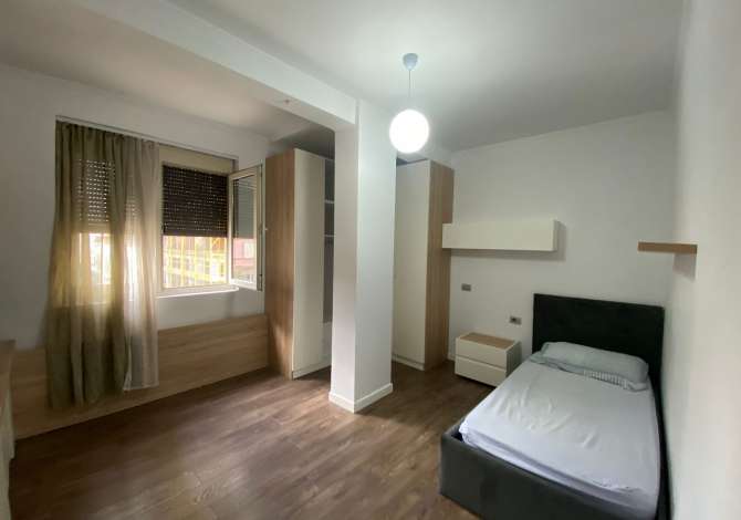 Shtepi me qera 2+1 ne Tirane - 650 Euro