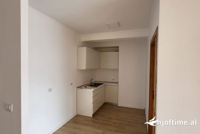 Shtepi ne shitje 2+1 ne Tirane - 123,000 Euro