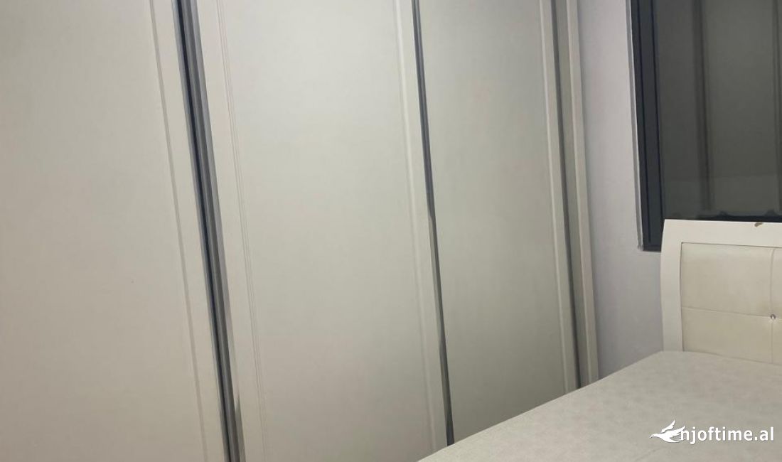 Shtepi me qera Apartament ne Tirane, 1+1, Mobilimi E mobiluar, Pagesa 450  Euro.