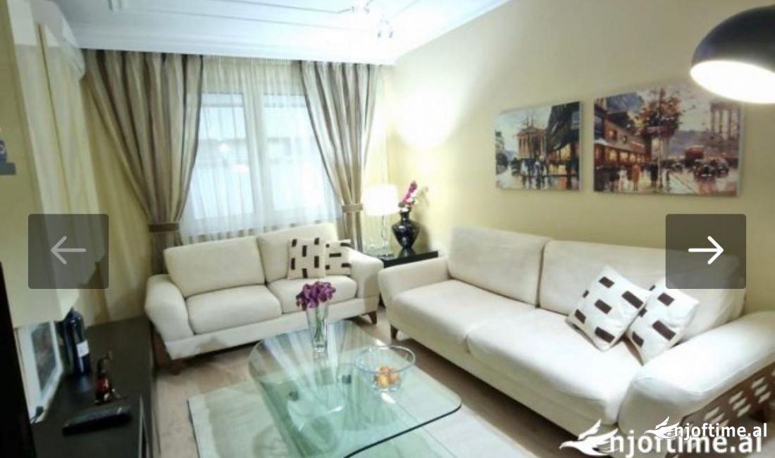 Shtepi me qera Apartament ne Tirane, 1+1, Mobilimi E mobiluar, Pagesa 800  Euro.