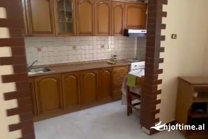 Shtepi ne shitje 1+1 ne Tirane - 94,400 Euro