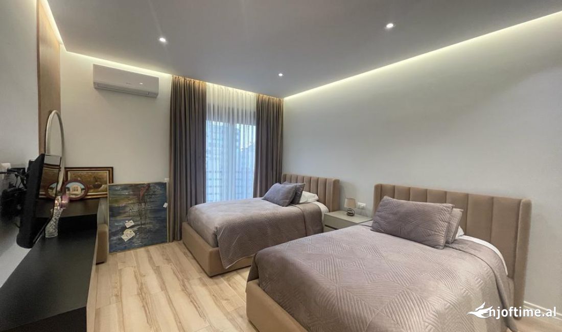 Shtepi me qera Apartament ne Tirane, 2+1, Mobilimi E mobiluar, Pagesa 850  Euro.