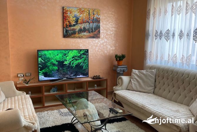 Shtepi me qera 1+1 ne Tirane - 700 Euro