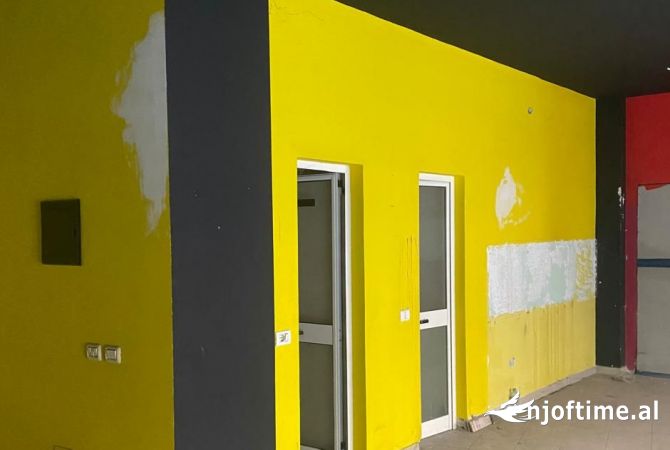 Ambient biznesi me qera 1+1 ne Tirane - 350 Euro