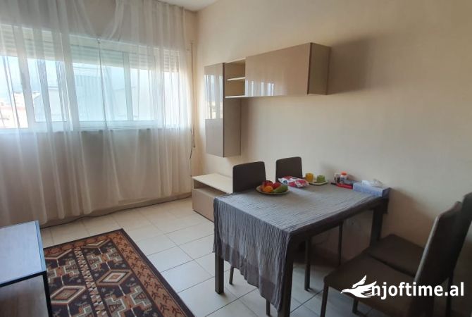 Shtepi me qera 1+1 ne Tirane - 400 Euro