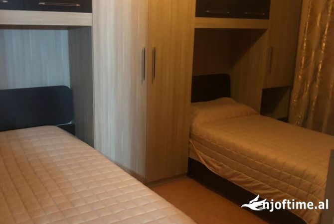 Shtepi me qera 2+1 ne Tirane - 550 Euro