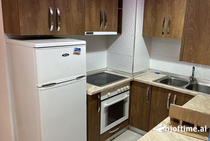 Shtepi me qera 1+1 ne Tirane - 350 Euro