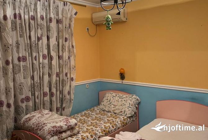 Shtepi me qera 2+1 ne Tirane - 500 Euro