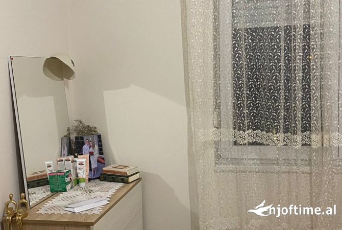 Shtepi me qera 2+1 ne Tirane - 400 Euro