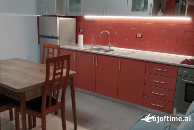 Shtepi me qera 2+1 ne Tirane - 600 Euro