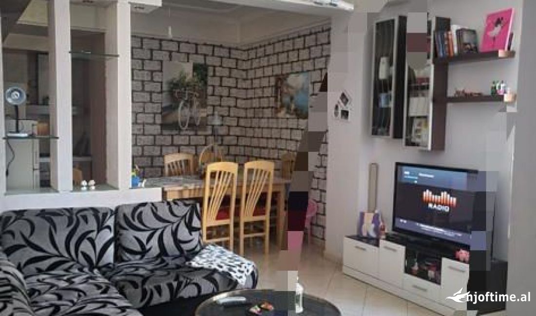 Shtepi me qera Apartament ne Tirane, 2+1, Mobilimi E mobiluar, Pagesa 600  Euro.
