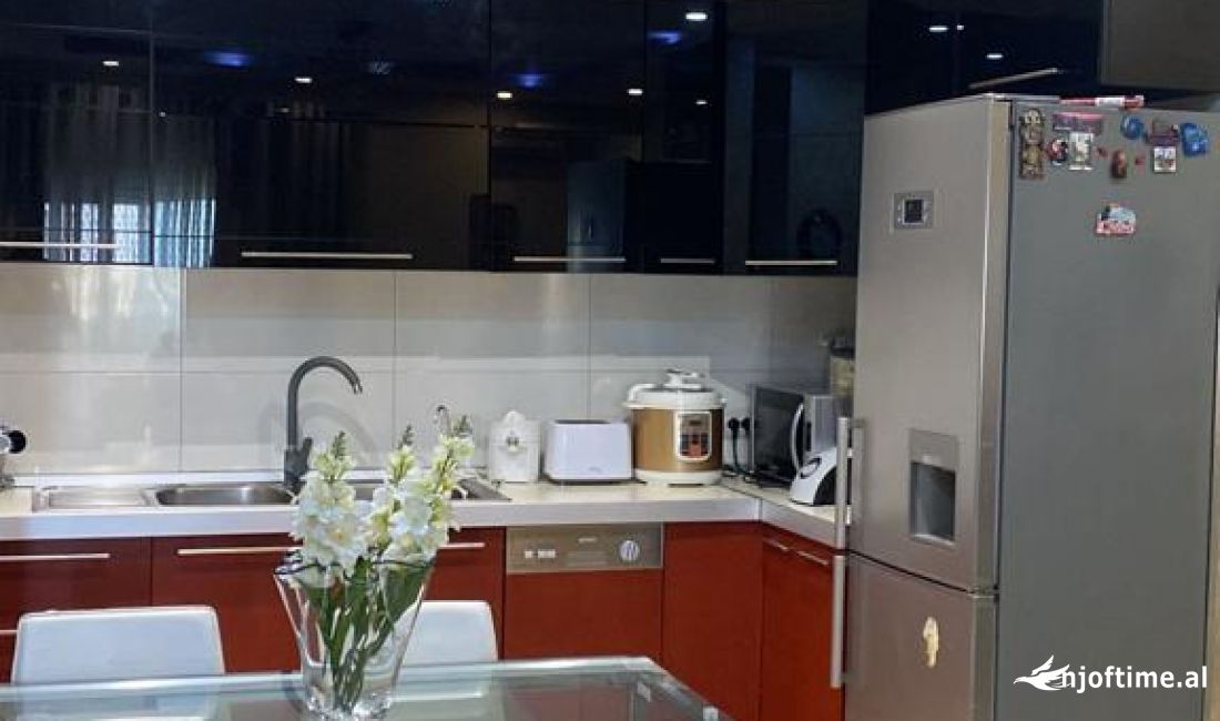 Shtepi me qera Apartament ne Tirane, 1+1, Mobilimi E mobiluar, Pagesa 450  Euro.