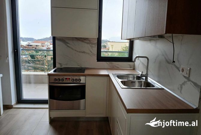 Shtepi me qera 1+1 ne Tirane - 400 Euro