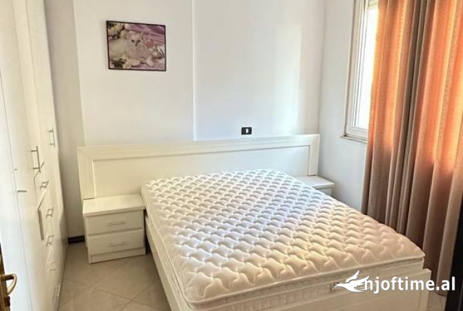 Shtepi me qera 1+1 ne Tirane - 350 Euro