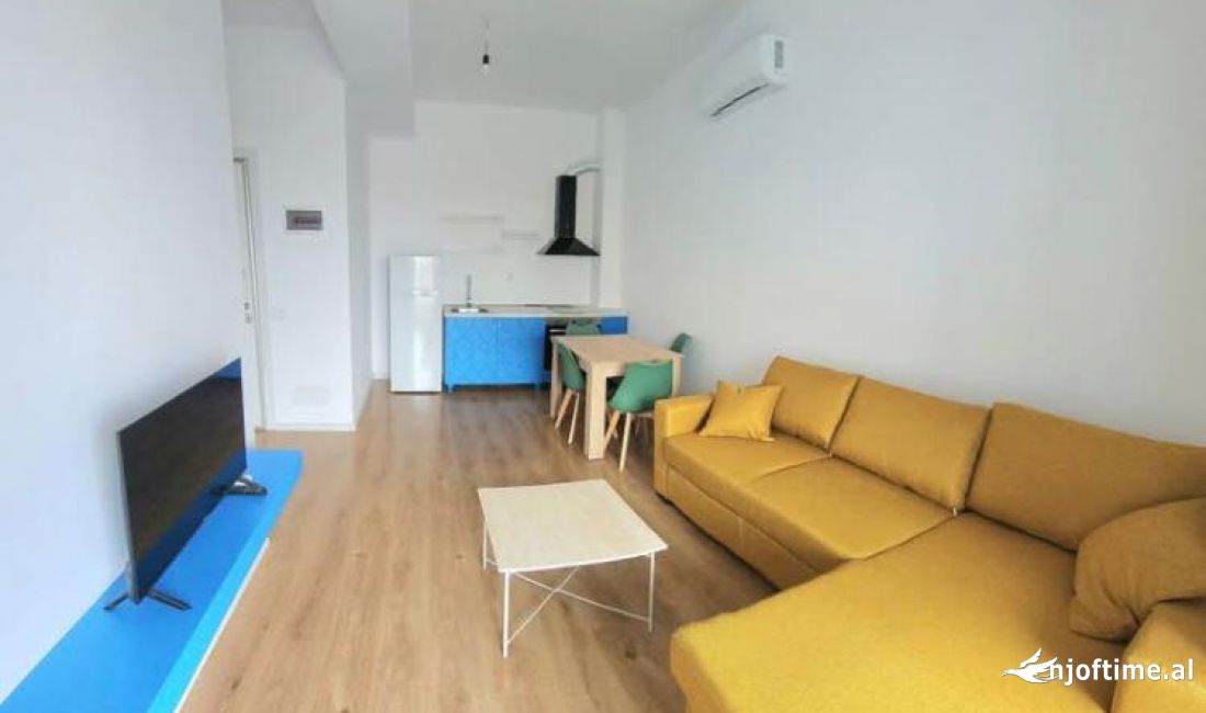 Shtepi me qera Apartament ne Tirane, 1+1, Mobilimi E mobiluar, Pagesa 360  Euro.