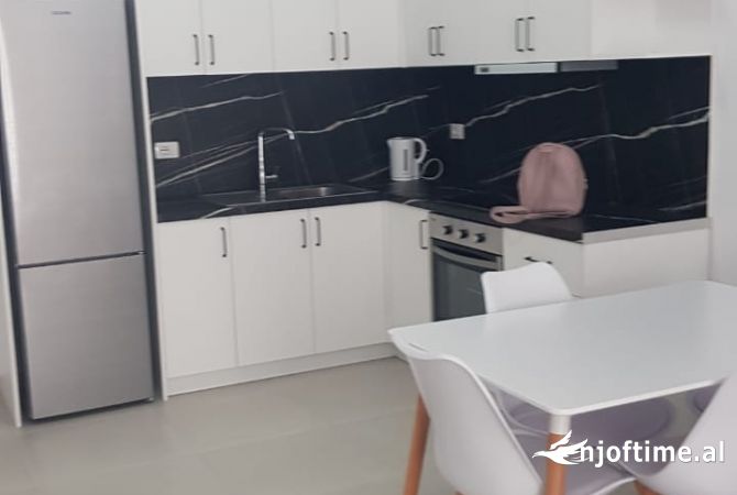 Shtepi me qera 2+1 ne Tirane - 600 Euro