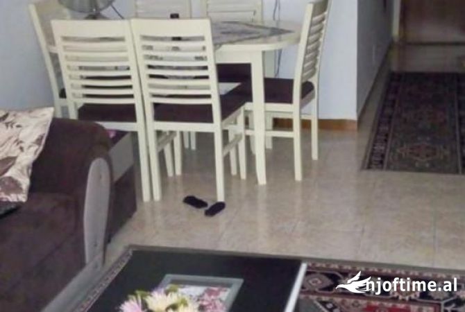 Shtepi me qera 1+1 ne Tirane - 400 Euro