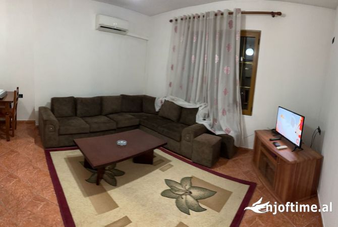 Shtepi me qera 1+1 ne Tirane - 450 Euro